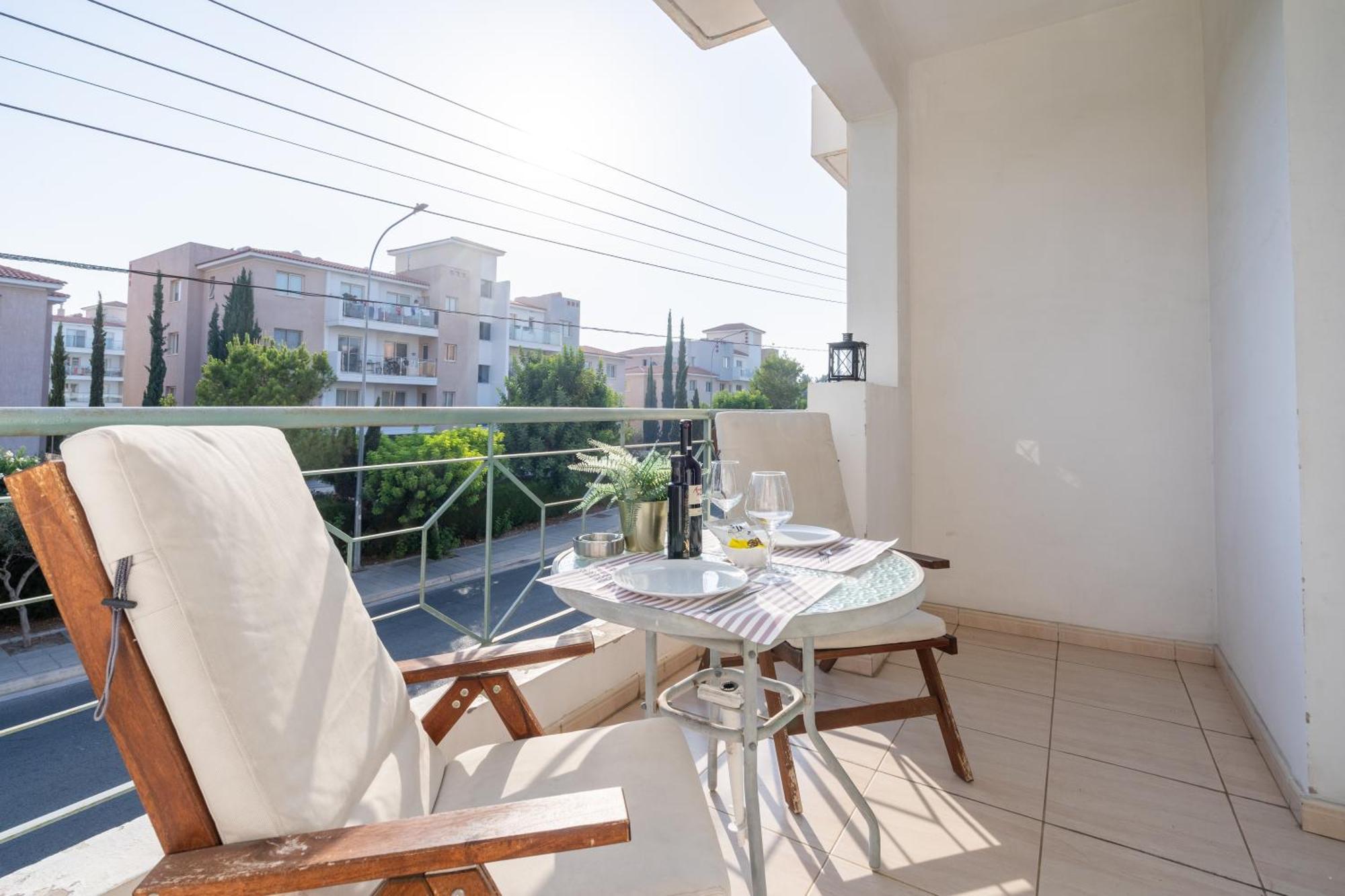 Limnos Gardens Apartment Paphos Exterior photo